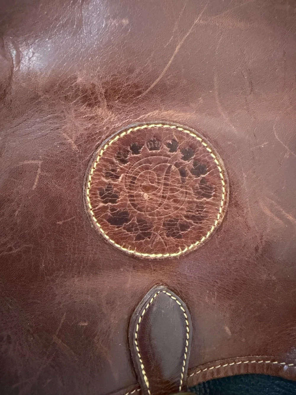 Vintage Roots Canada Leather Bag.
